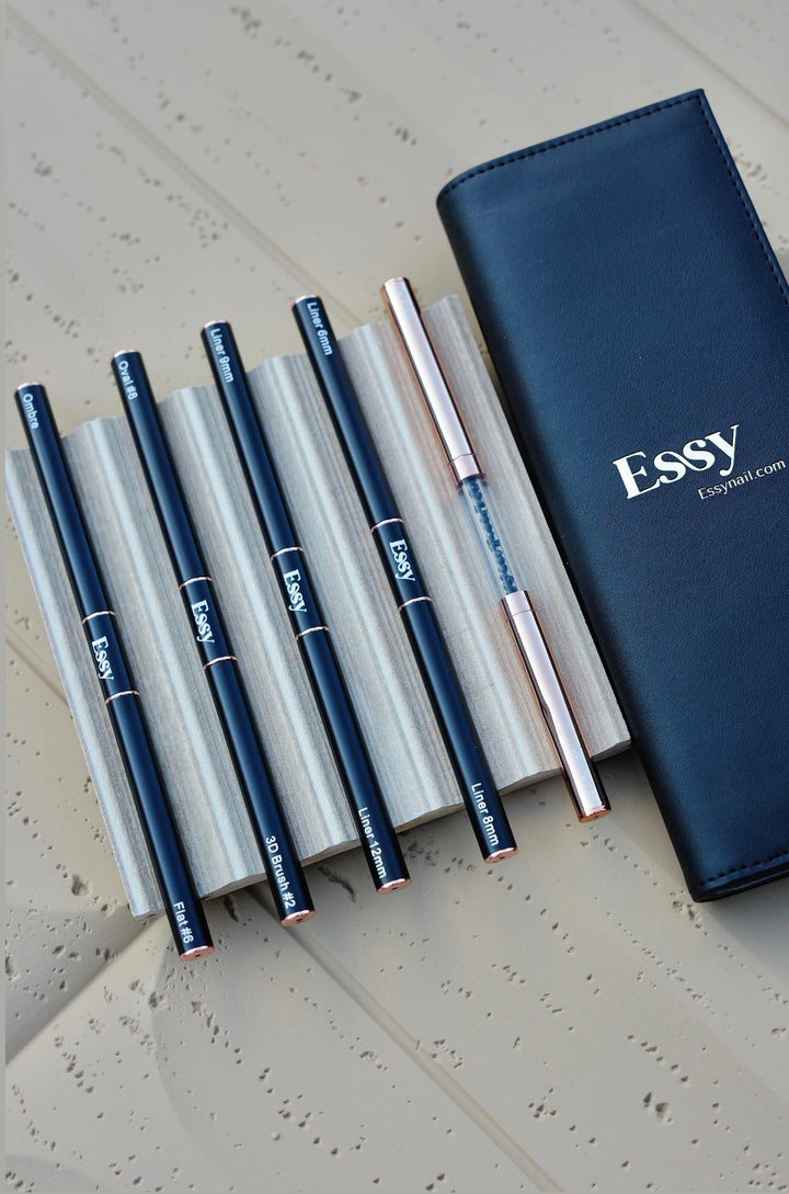 Essy Signature Nail Brush Set