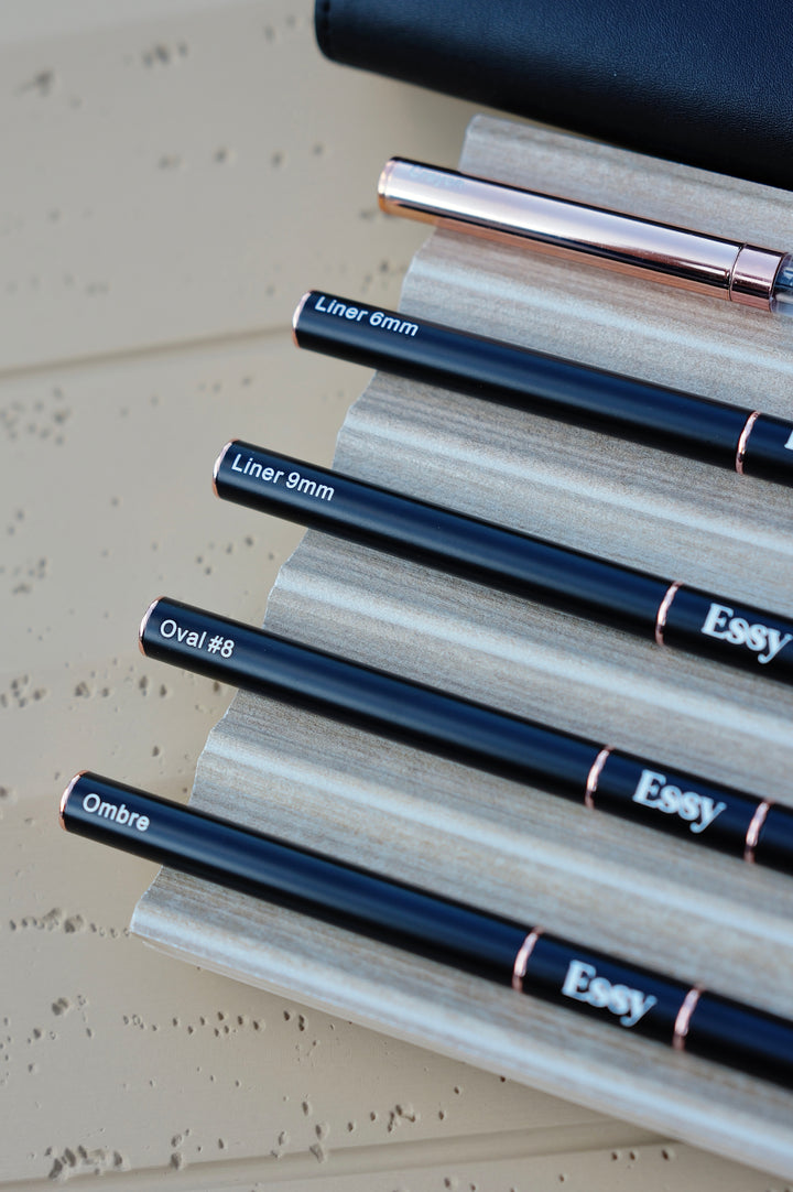 Essy Signature Nail Brush Set